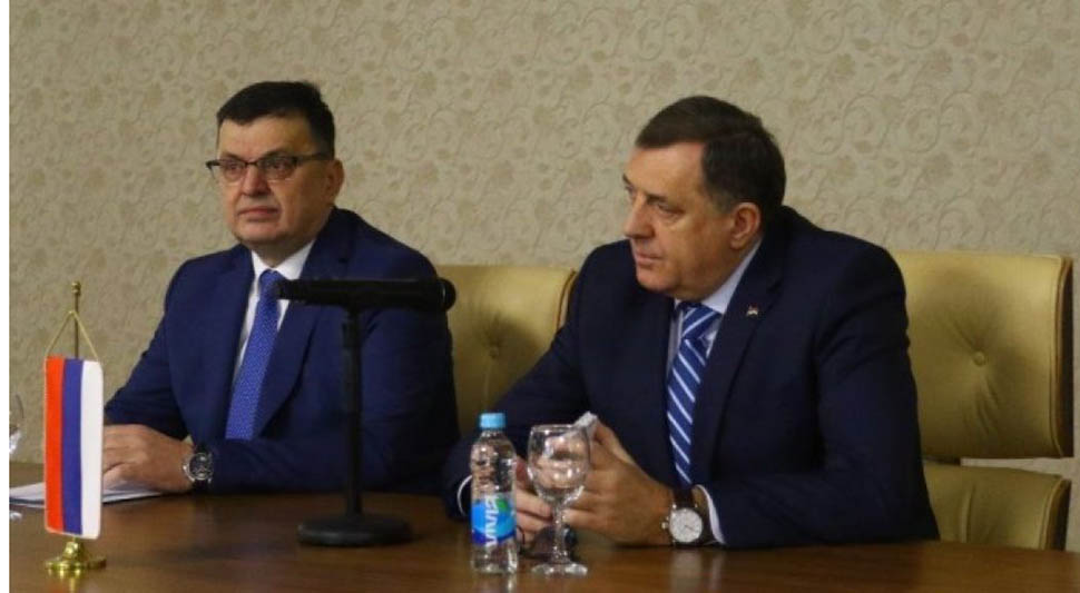 dodik tegeltija.jpg